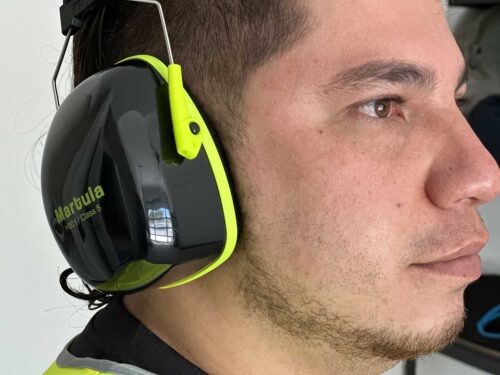 Tradie wearing Martula S1 Premium Earmuff Class 5 32.3dB